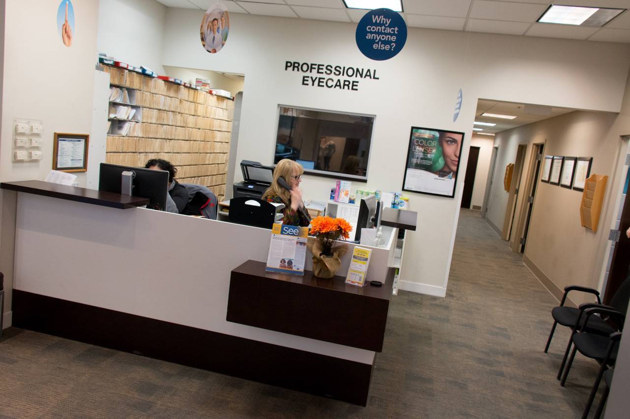 Professional Eyecare exam room